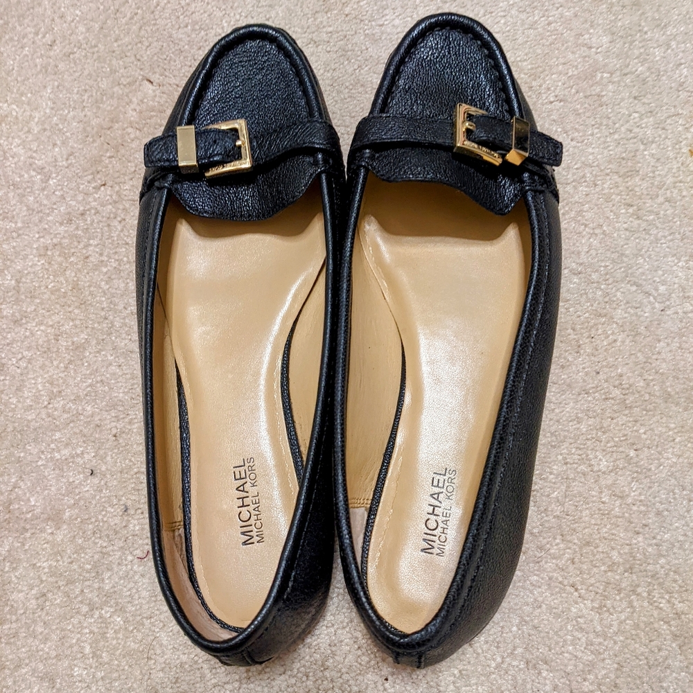 MICHAEL Michael Kors Black Leather Flats size 8